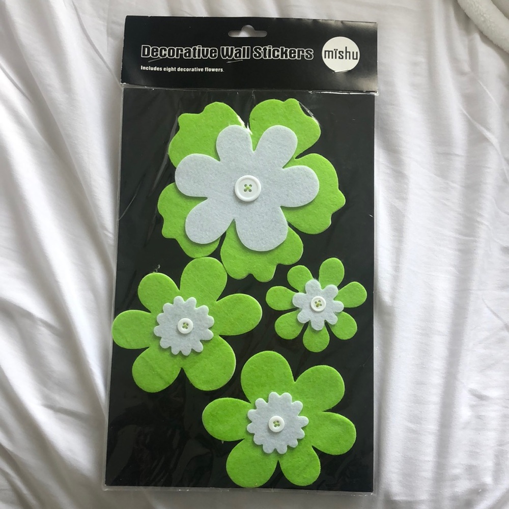 cheap and cute wall decor
